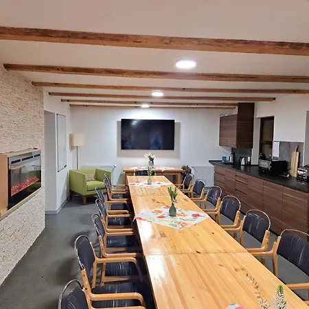 Lesná Casa de hóspedes 3*